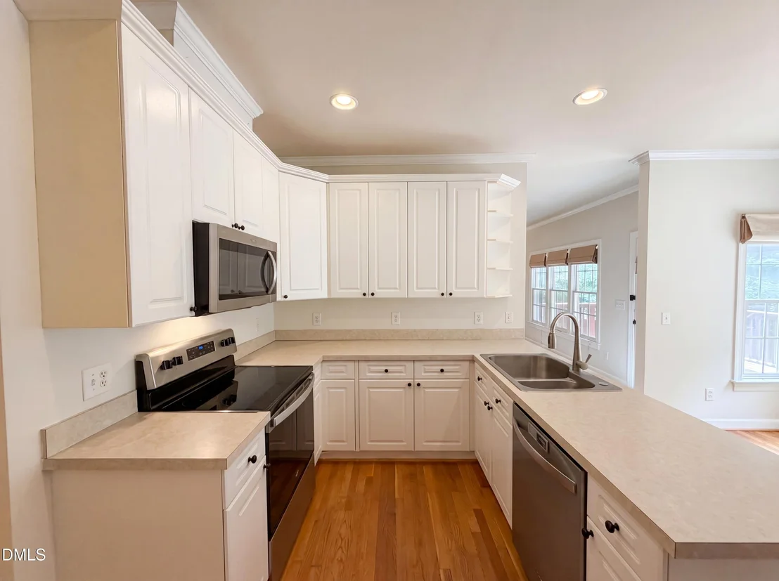 Photo of 7301 Lakefall Drive