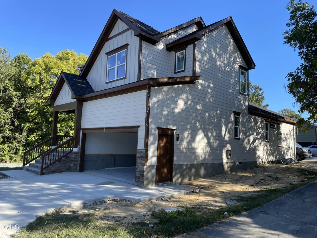 Photo of 1509 Vaughn Road