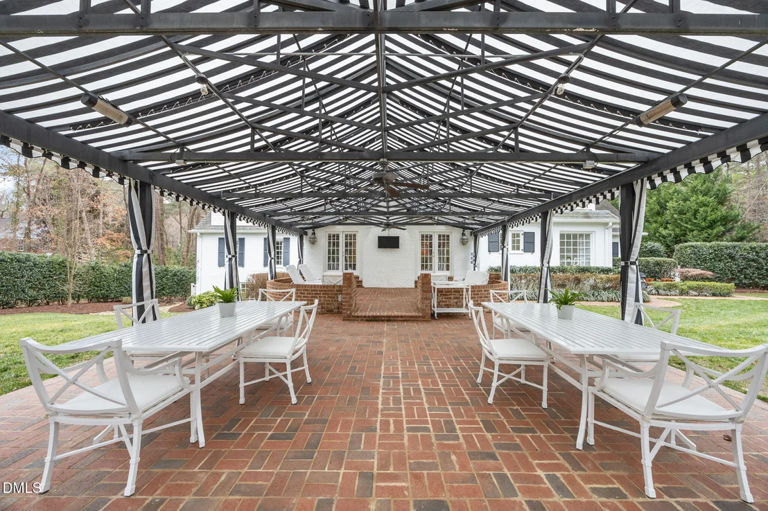 Photo of 3712 Darwin Road