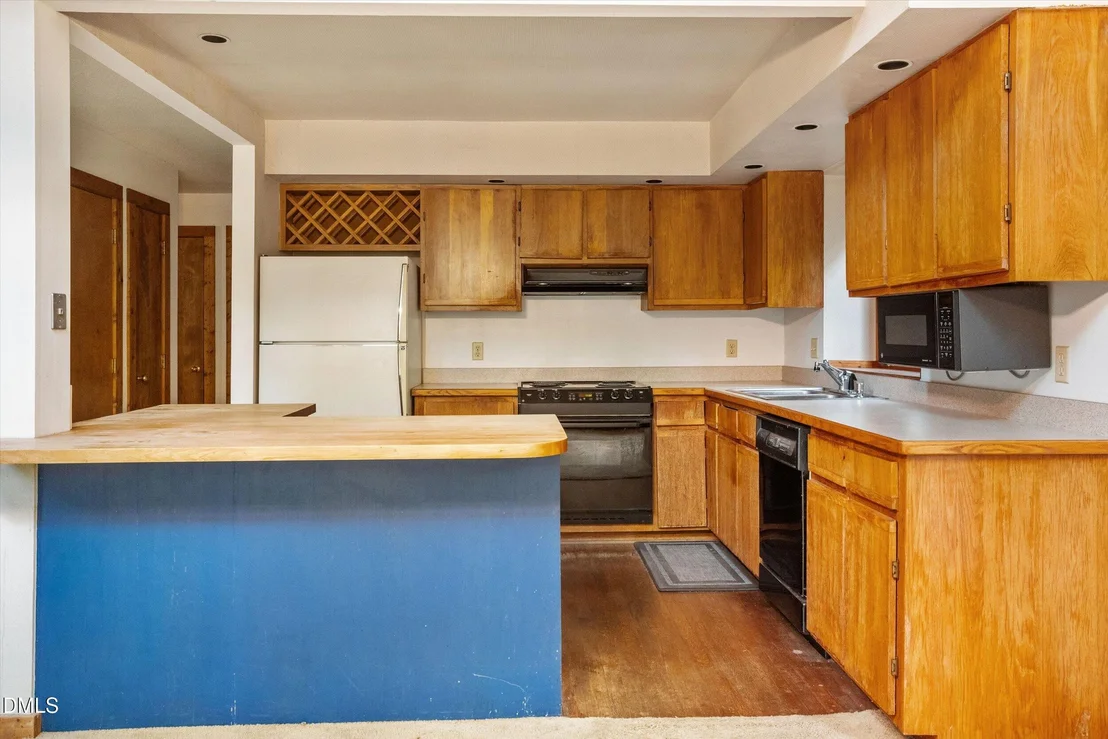 Photo of 4918 Connell Drive