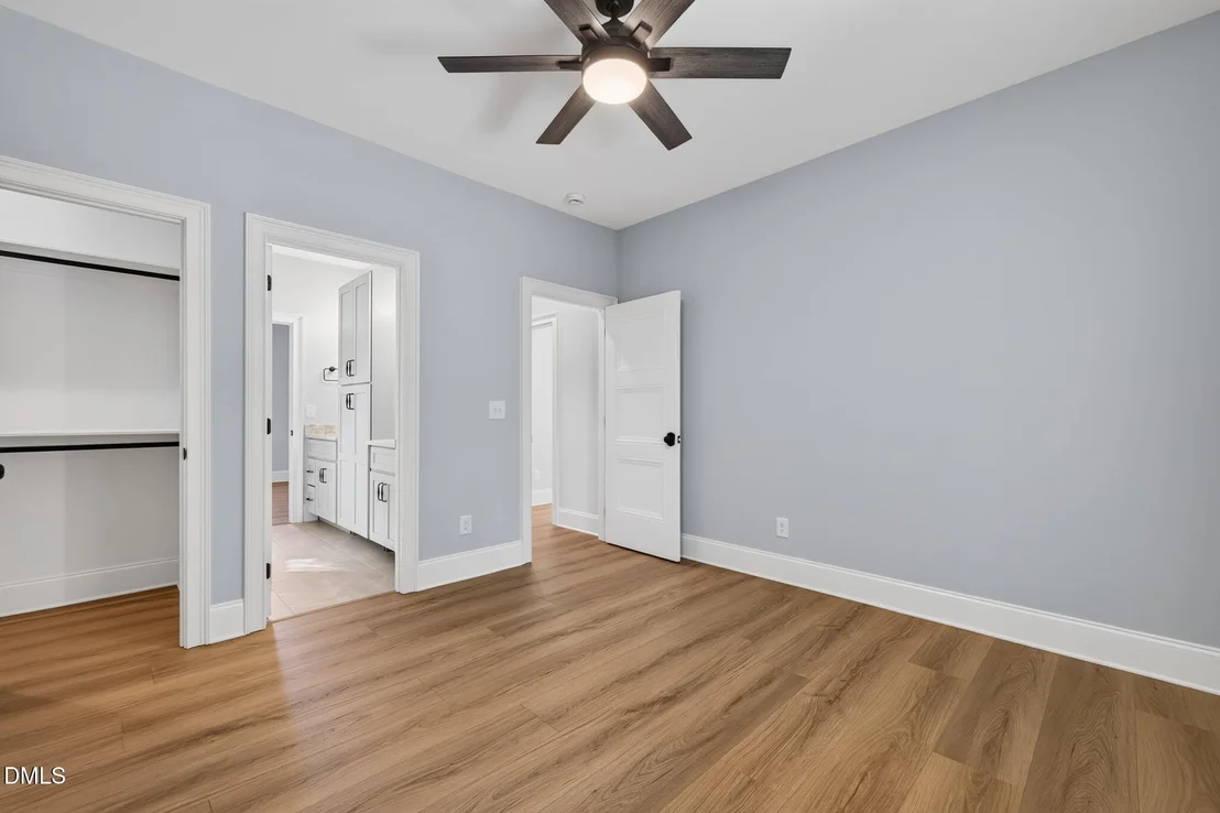 Photo of 643 Dixon Road