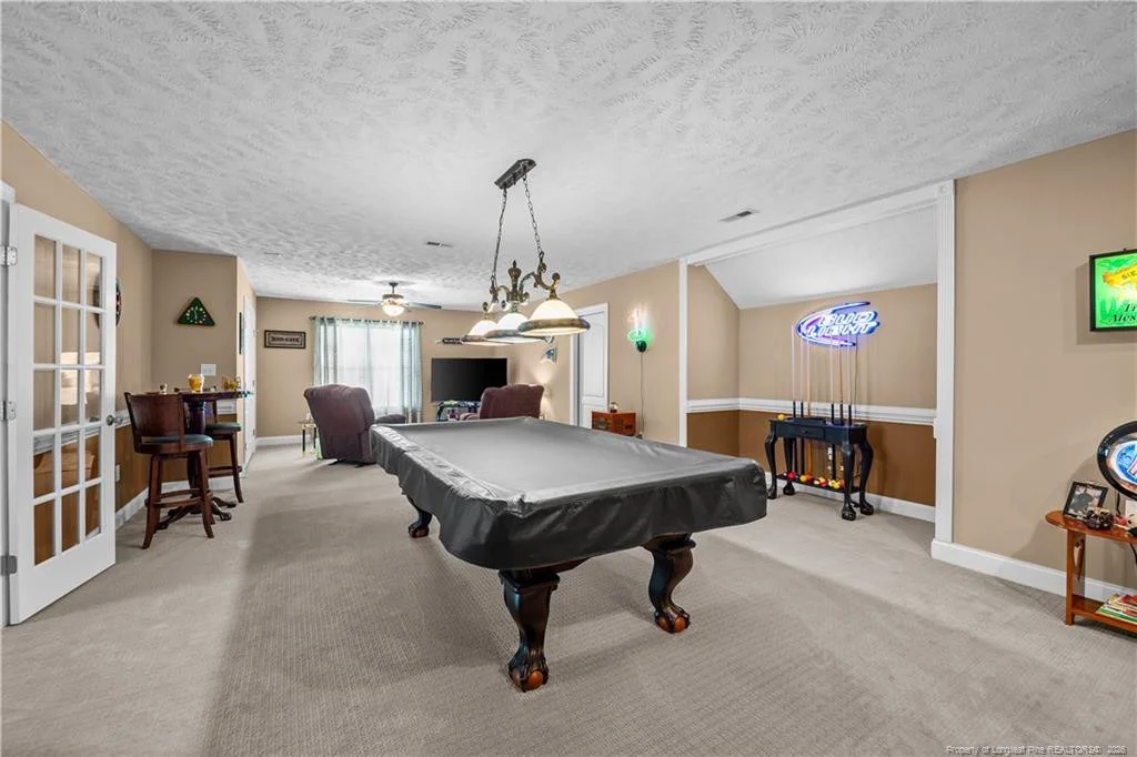 Photo of 605 Oakridge Drive