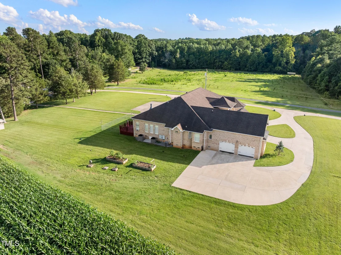Photo of 5633 Baptist Assembly Road