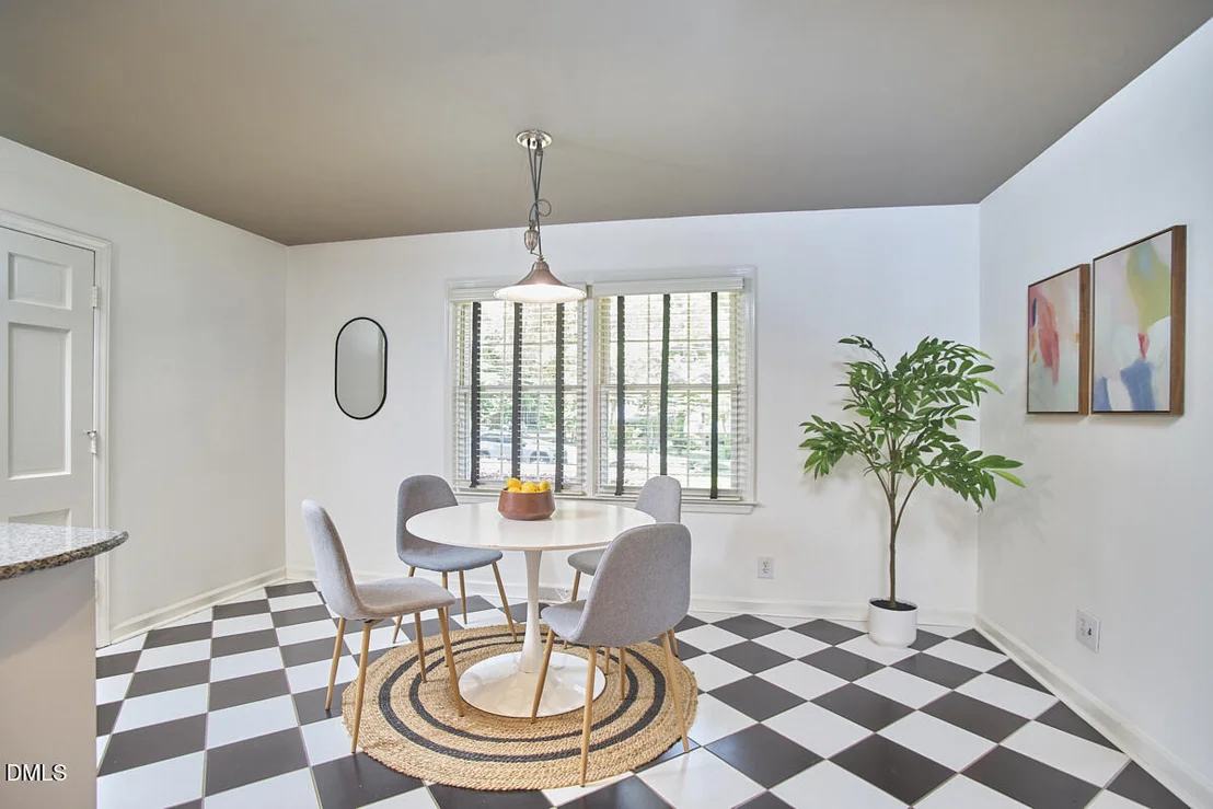 Photo of 3815 Swarthmore Road