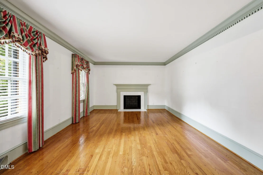 Photo of 212 Hillcrest Drive