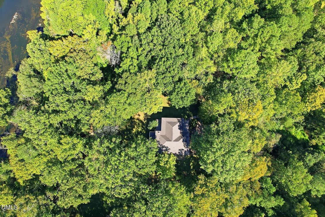 Photo of 415 River Bluff Drive N