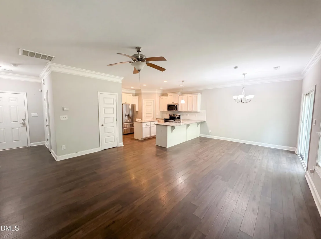 Photo of 2137 Emerald Lane