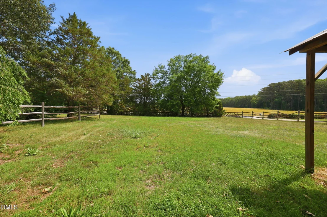 Photo of 462 Darius Pearce Road