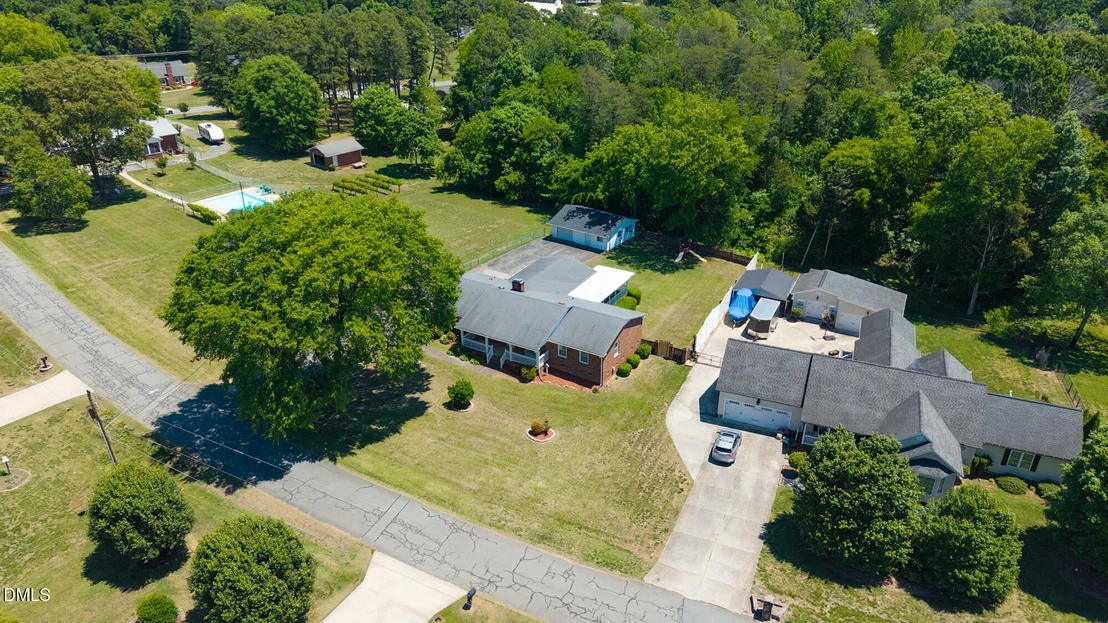 Photo of 1244 Lawndale Drive