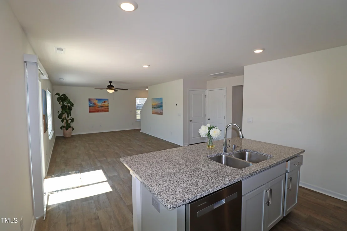 Photo of 5445 Carolines Way