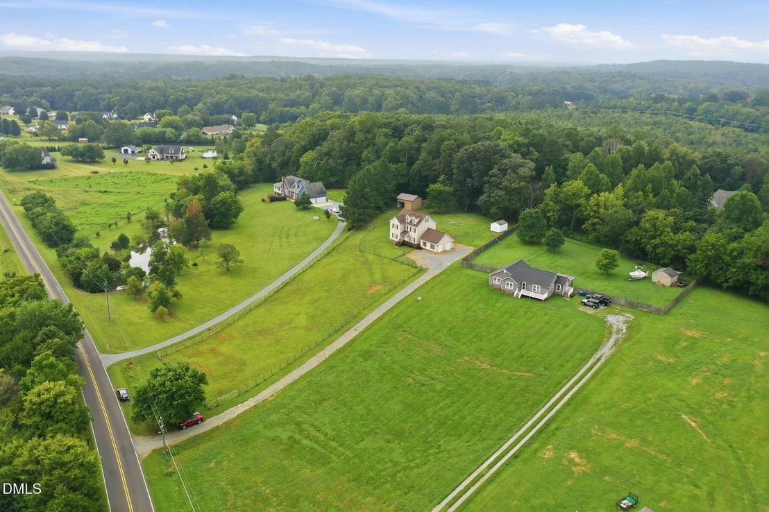 Photo of 4872 Thom Road