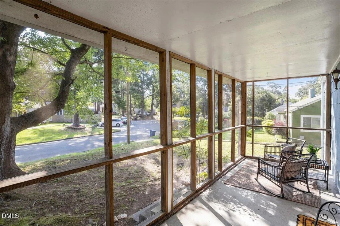 Photo of 1512 London Circle