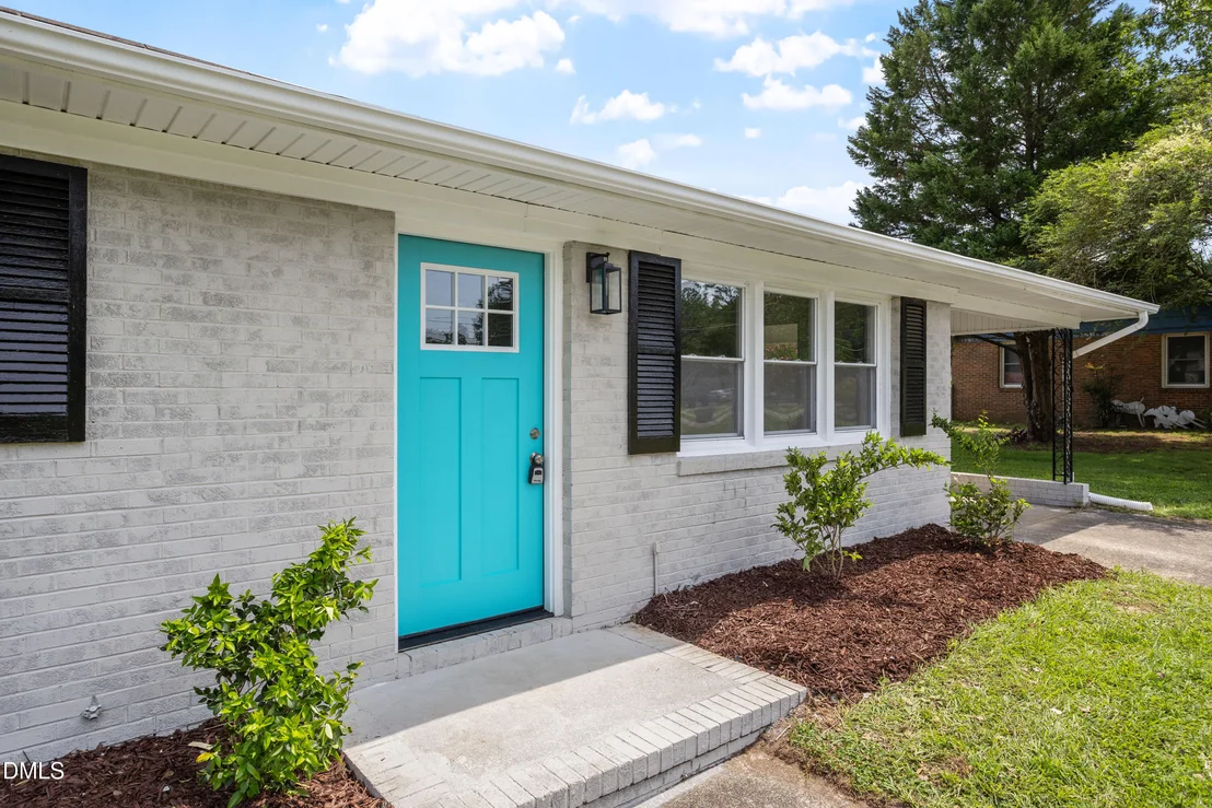 Photo of 2912 Camberley Drive