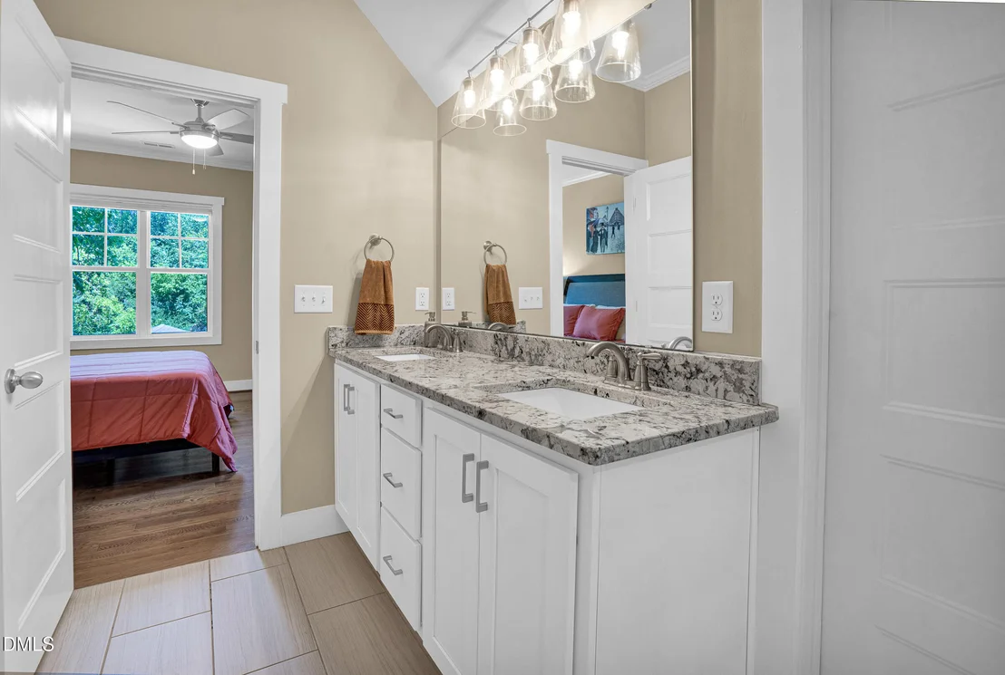 Photo of 2826 Beechwood Drive