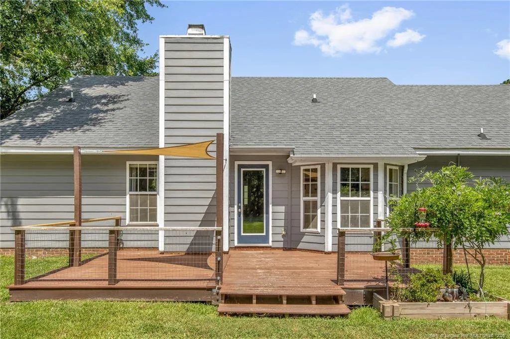 Photo of 470 Northwoods Drive