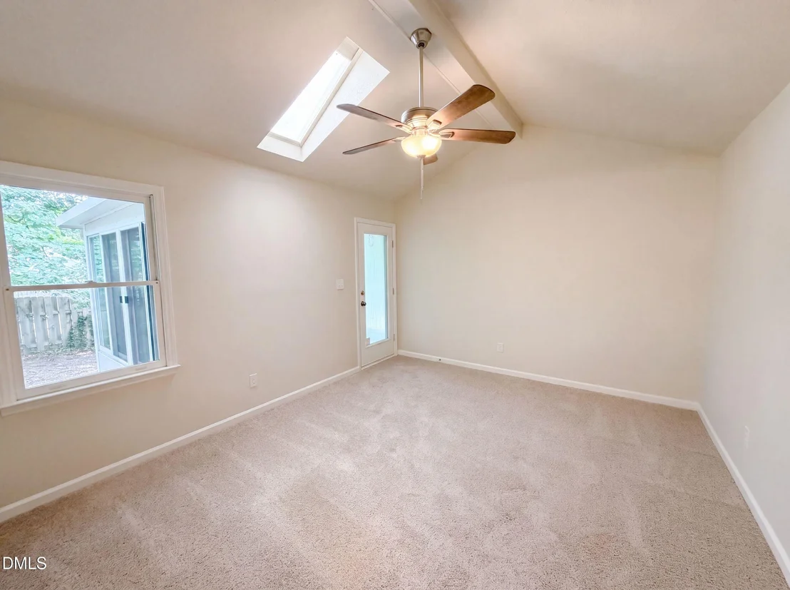 Photo of 1004 Clifford Drive