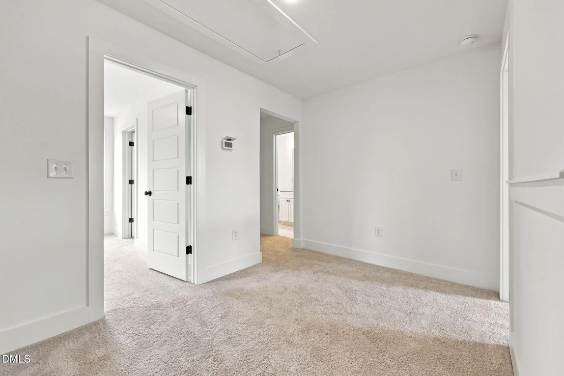 Photo of 143 Grinnell Loop