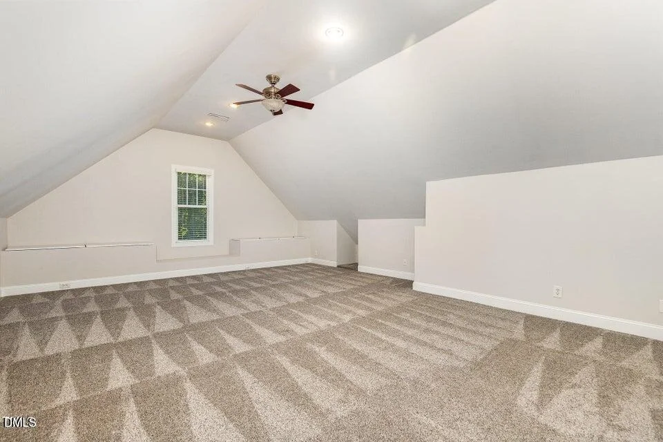 Photo of 1096 Silverleaf Drive