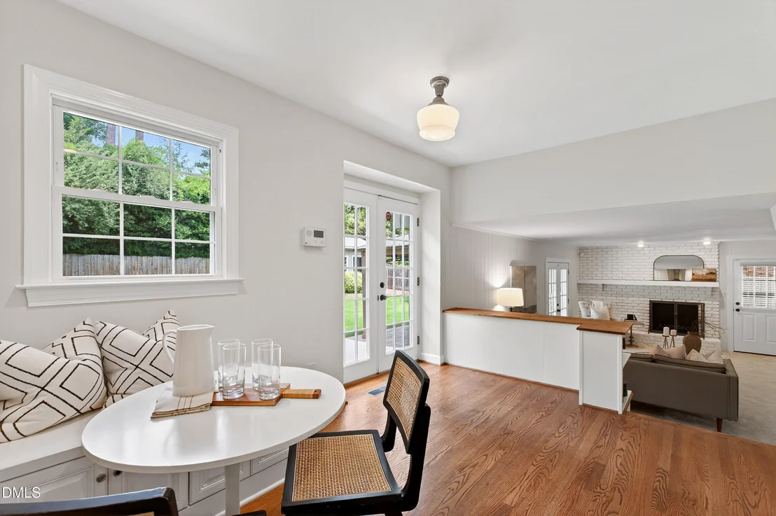 Photo of 1001 Pebblebrook Drive