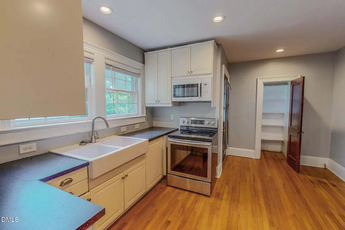 Photo of 208 Forestwood Drive