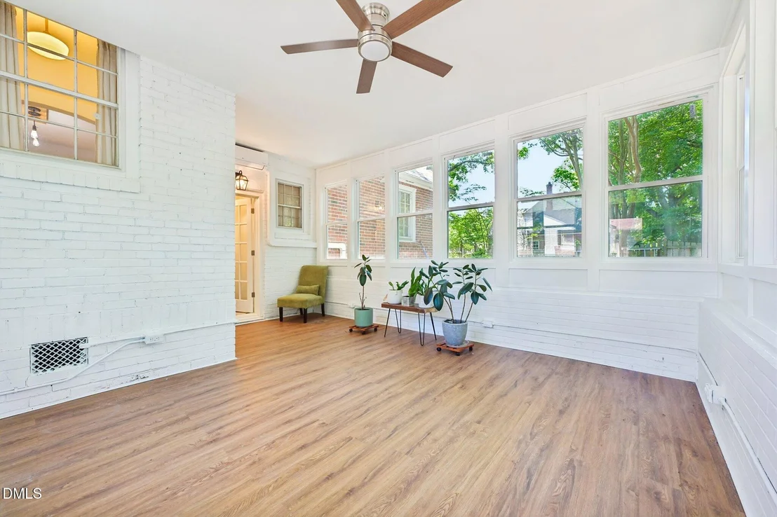 Photo of 3016 Hope Valley Road