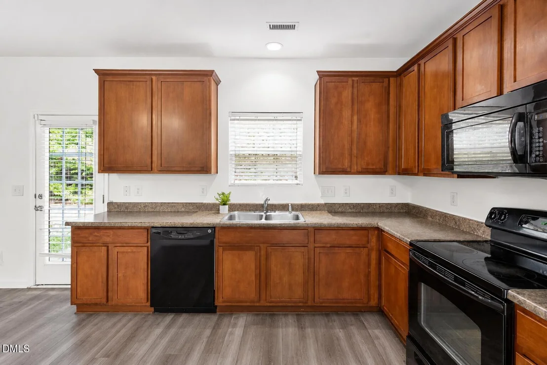 Photo of 705 Weeping Willow Drive