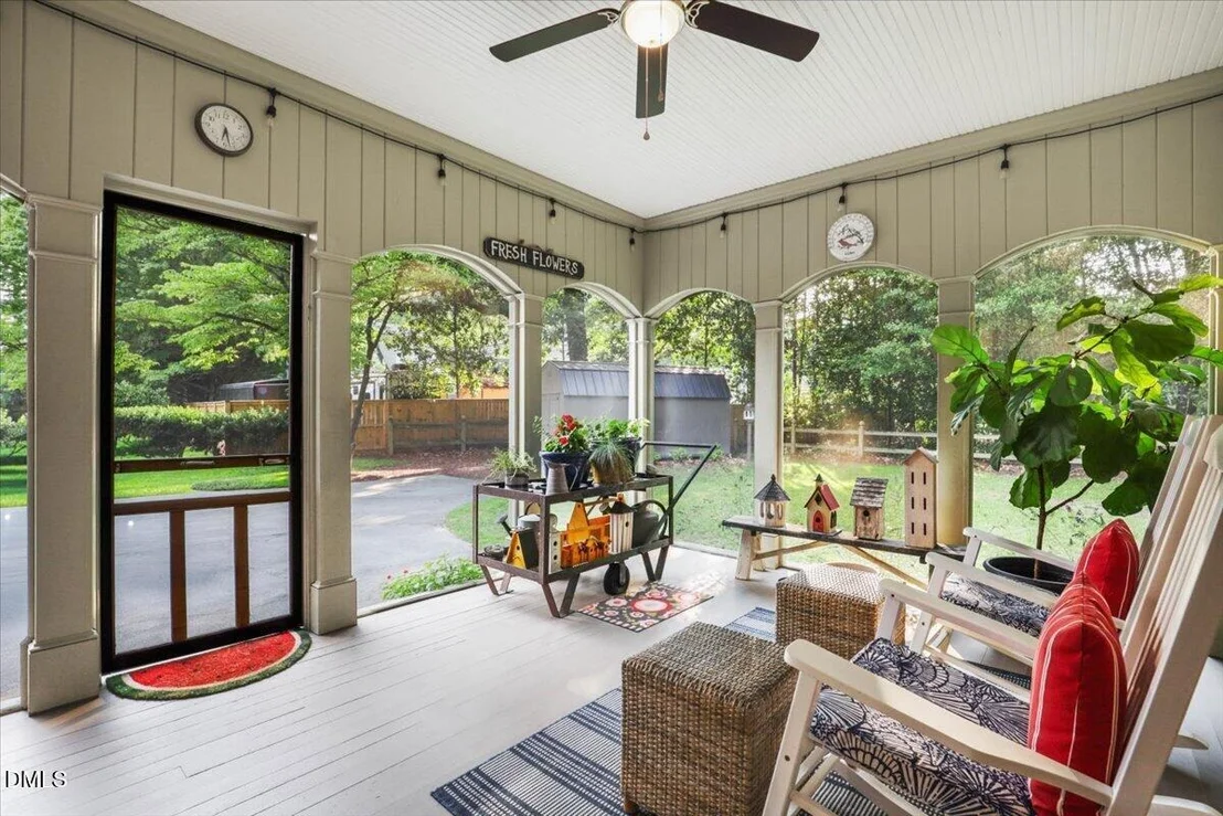Photo of 804 Chestnut Drive