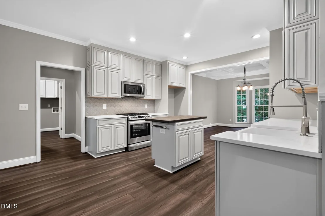 Photo of 5206 Oakbrook Drive