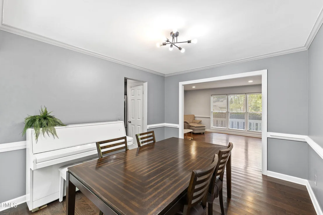 Photo of 1409 Bridgeport Drive