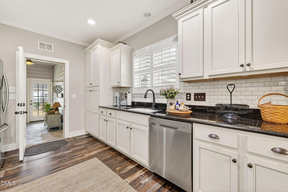 Photo of 534 Herring Road