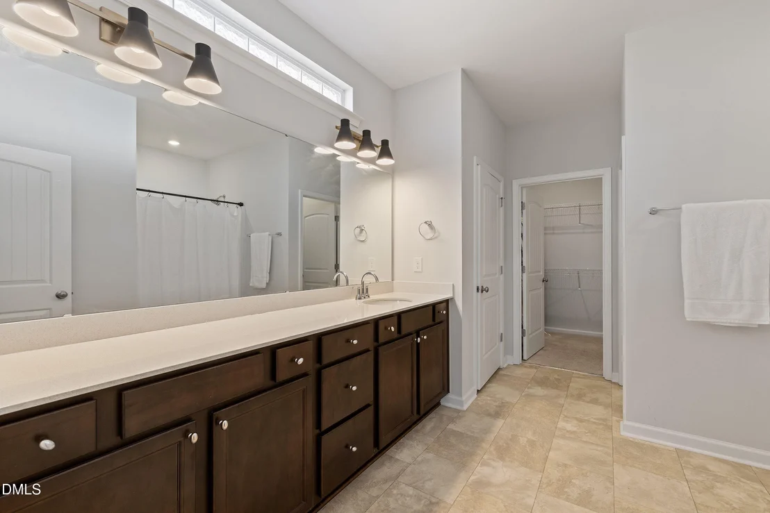 Photo of 460 N Maple Walk Drive