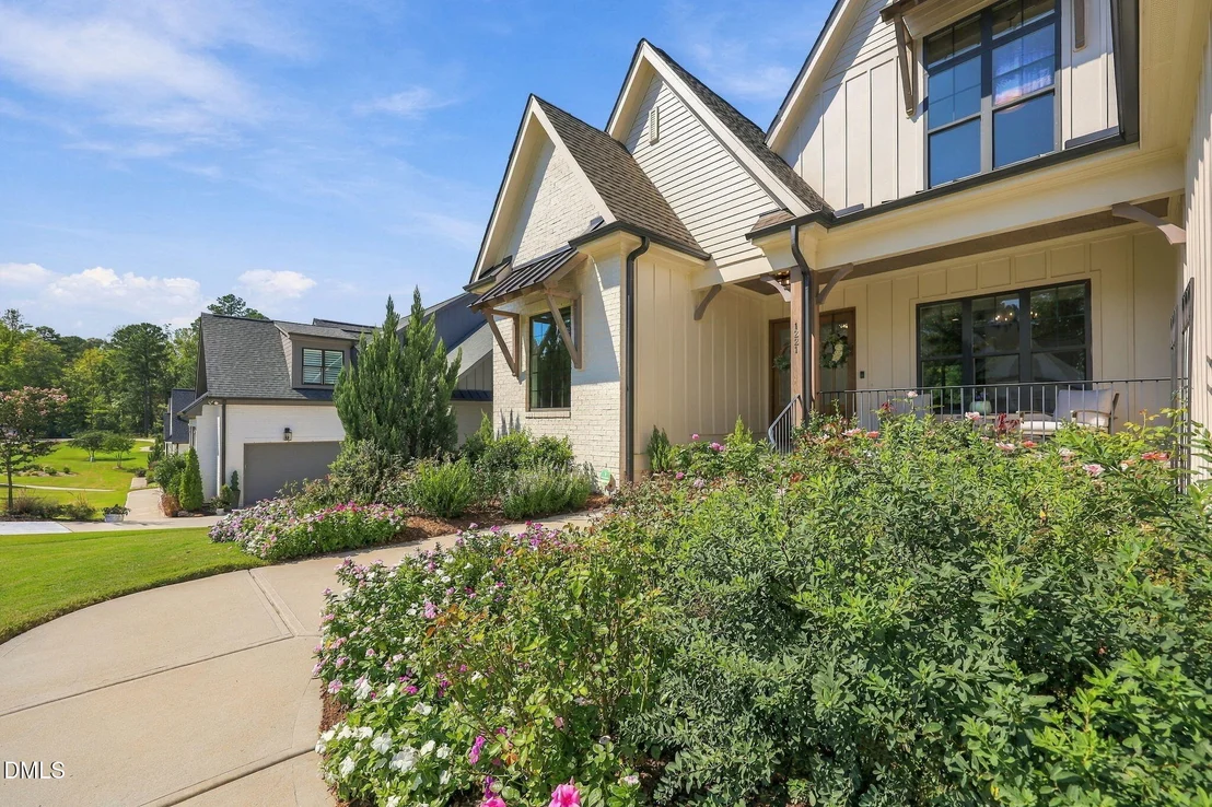 Photo of 1221 Perry Bluff Drive