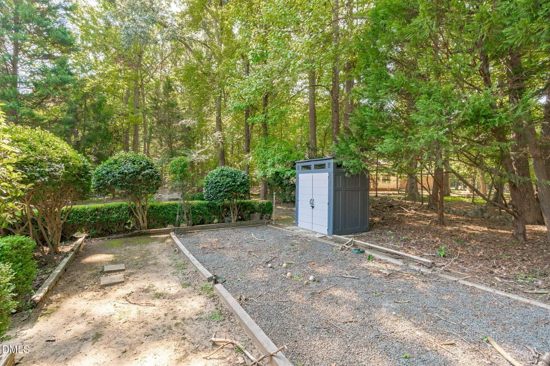 Photo of 206 Johnstone Court