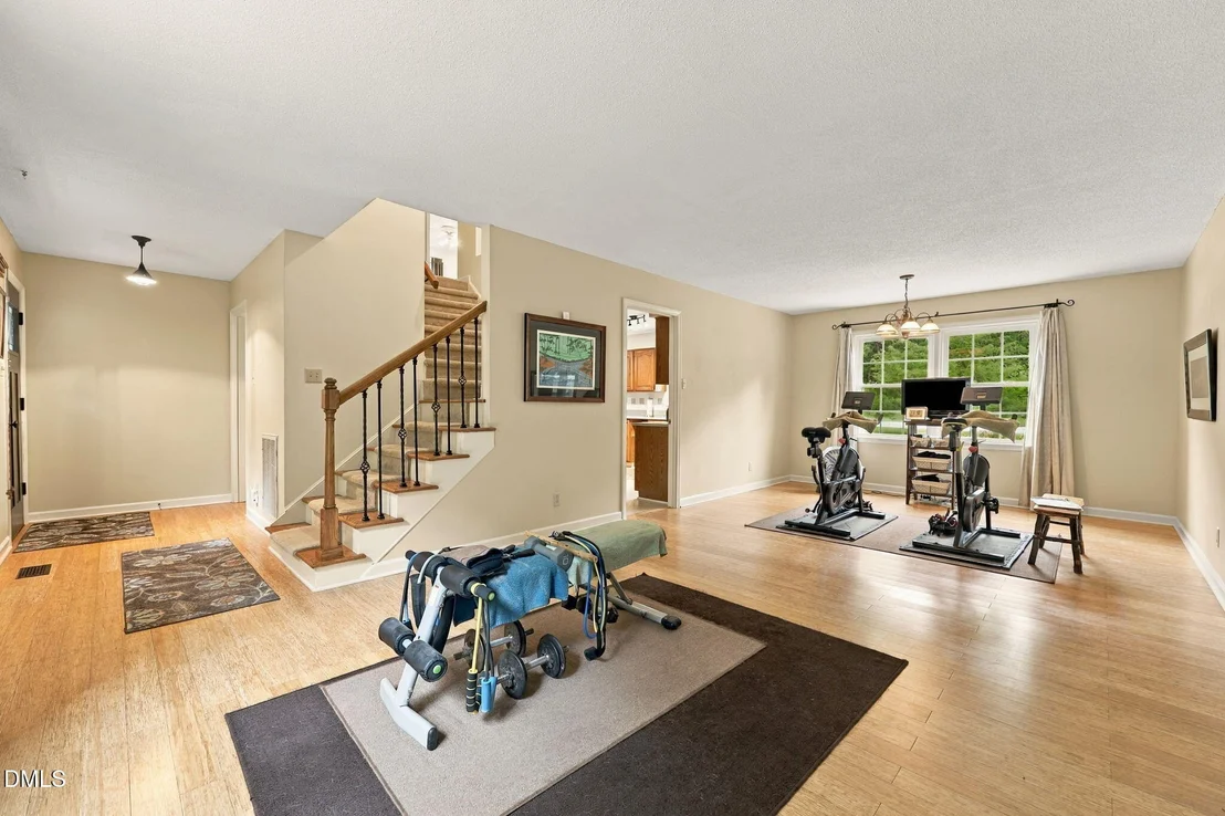 Photo of 5909 Cole Mill Road