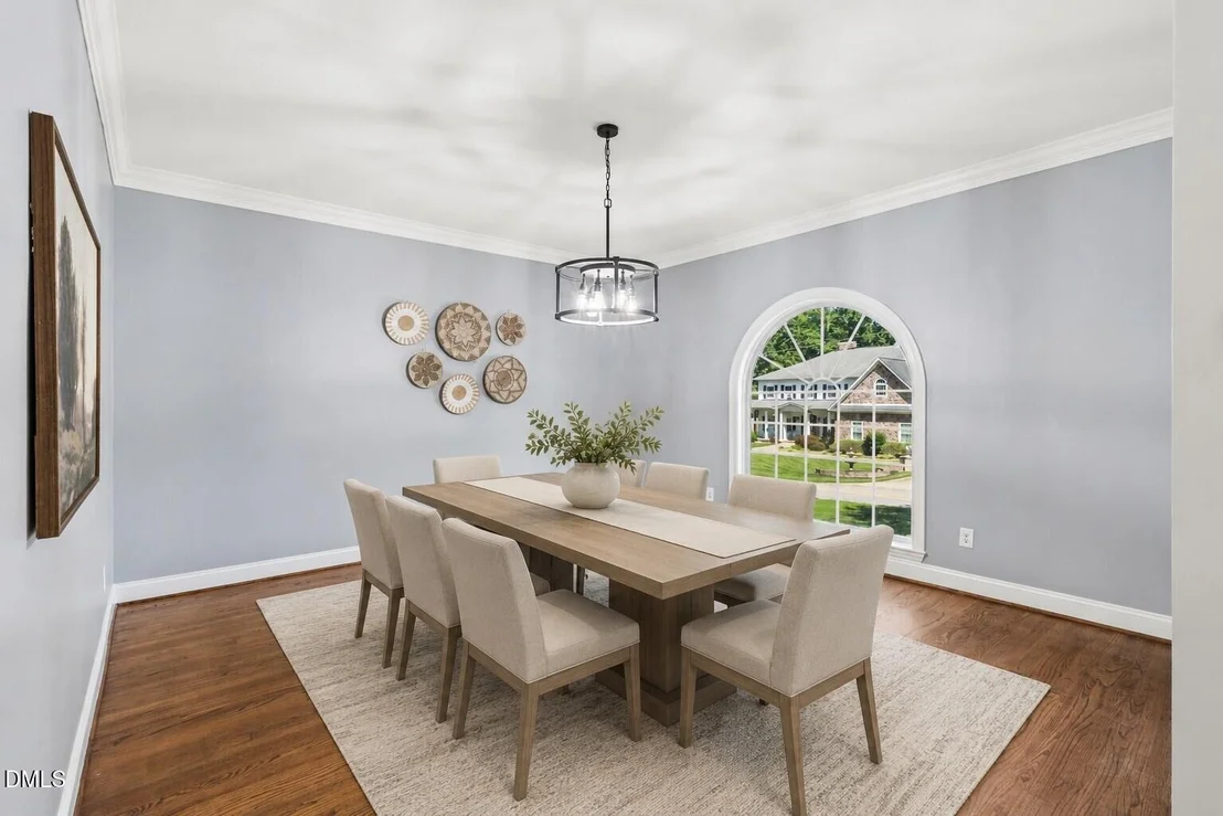 Photo of 2103 W Marilyn Circle