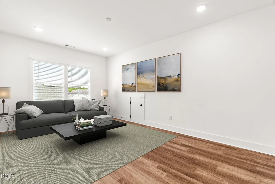 Photo of 2135 Leo Drive