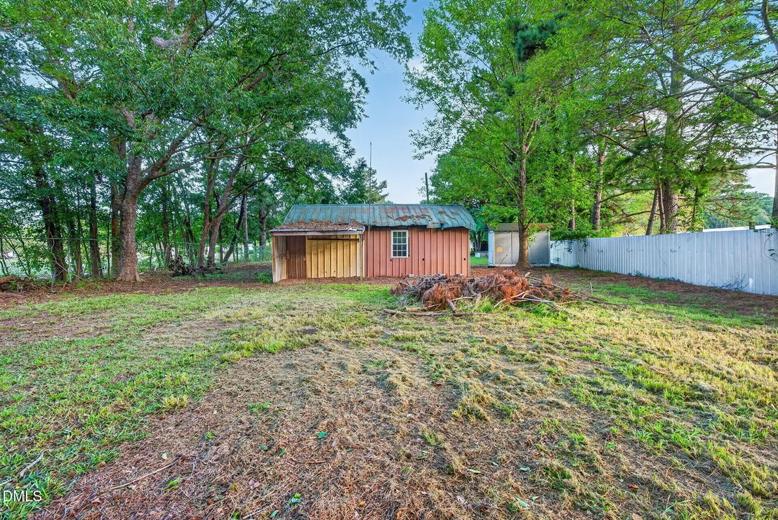 Photo of 935 Maynard Road