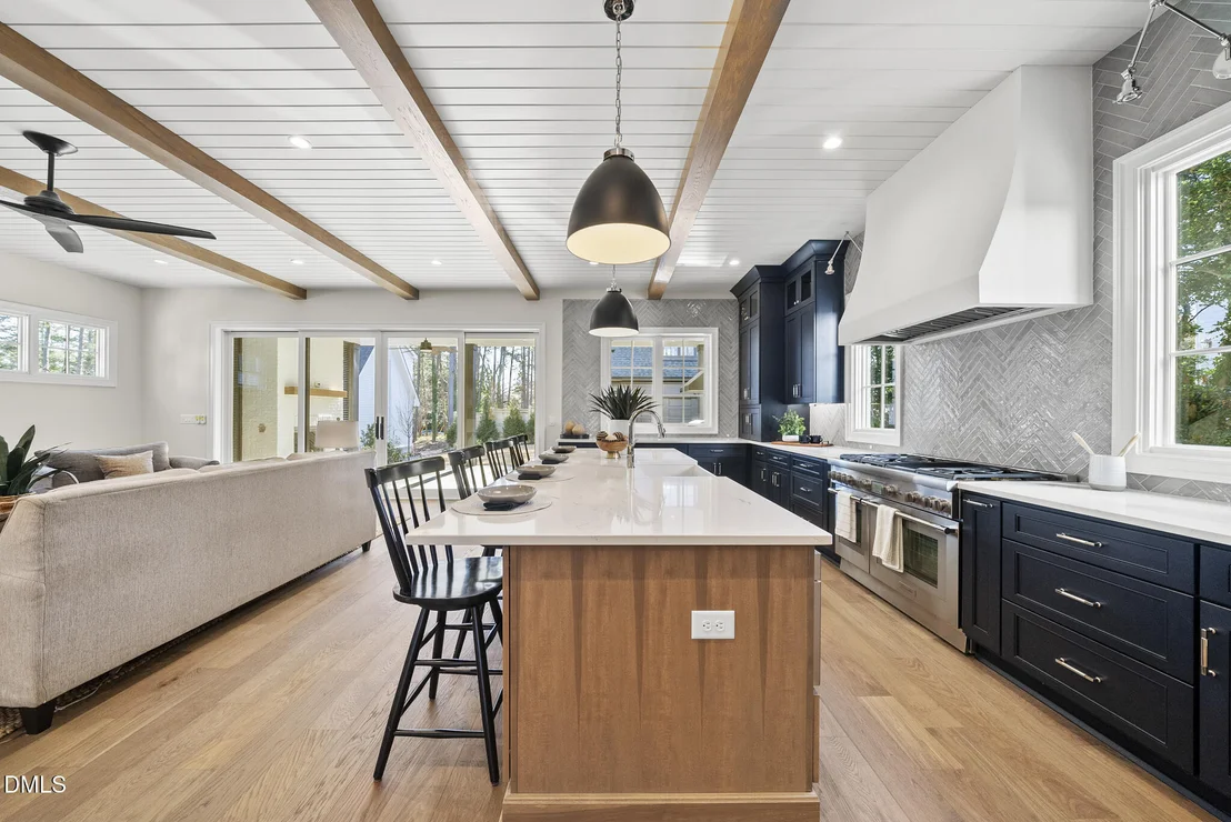 Photo of 3317 Hampton Road