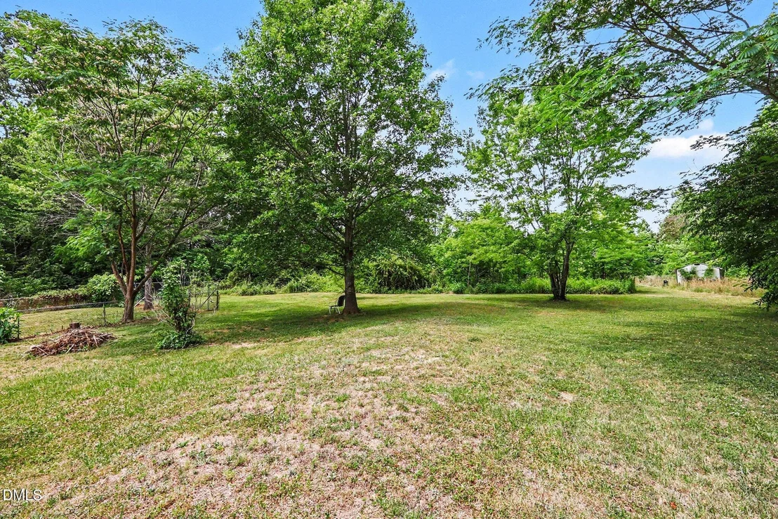 Photo of 1750 Tom Oakley Road