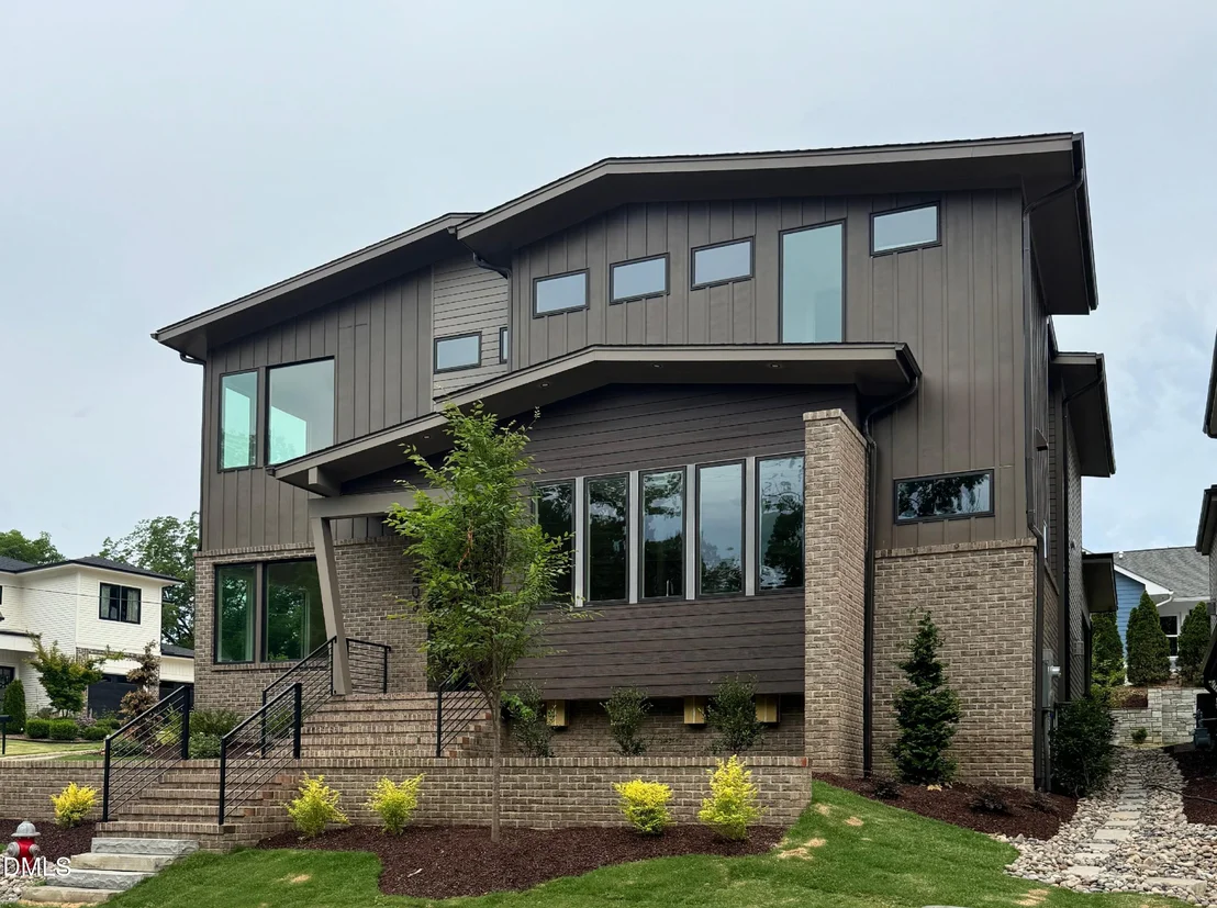 Photo of 403 Waldo Street