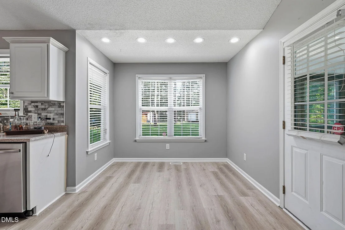 Photo of 130 Walton Circle
