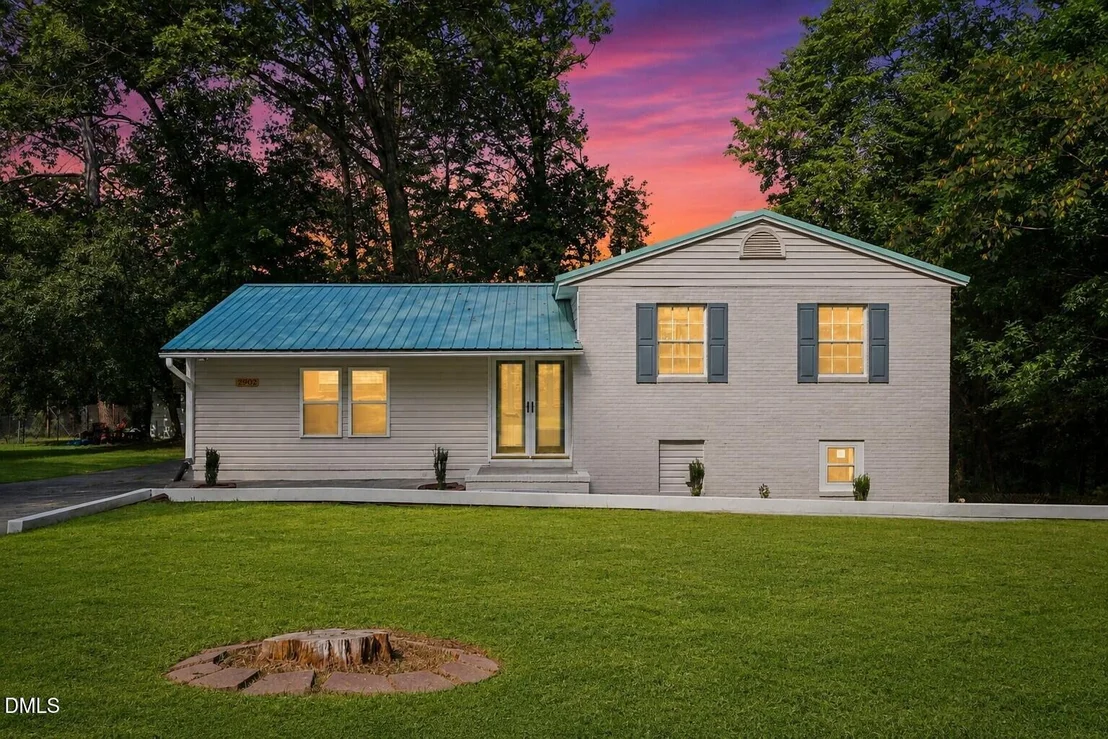Photo of 2902 Kanewood Drive
