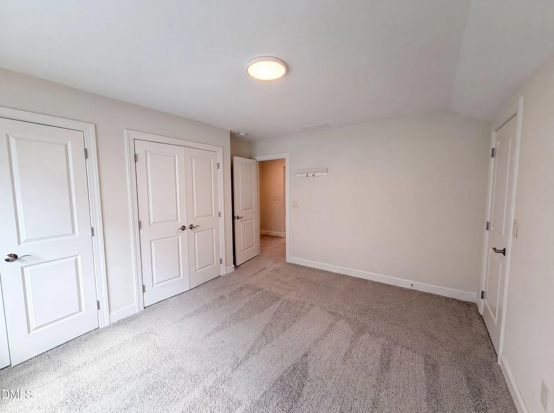 Photo of 1337 Farm Pond Trail