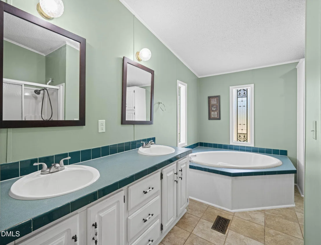 Photo of 913 Silas Moore Road
