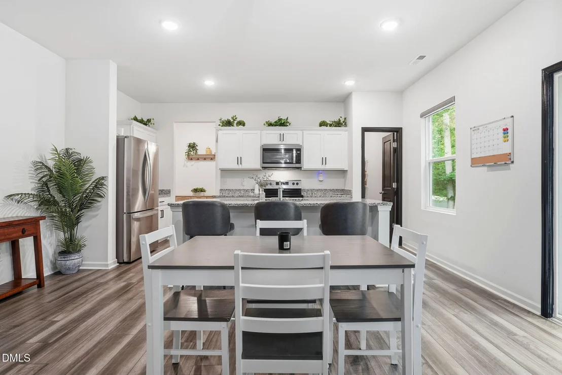 Photo of 823 Piaggio Lane