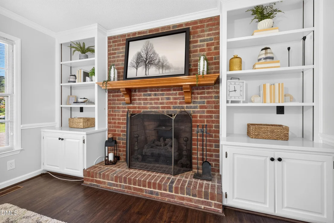 Photo of 8609 Manns Loop Road