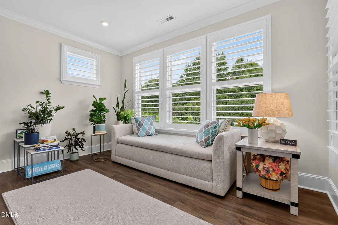 Photo of 86 Shadowbrook Trail