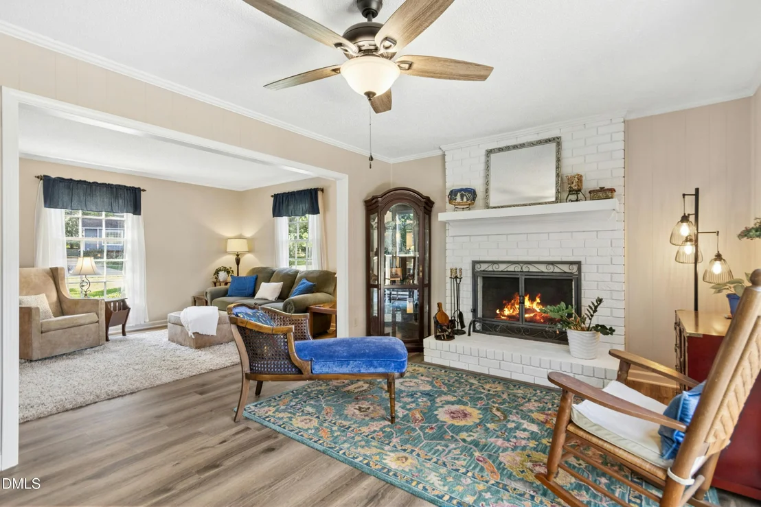 Photo of 1309 Swallow Drive