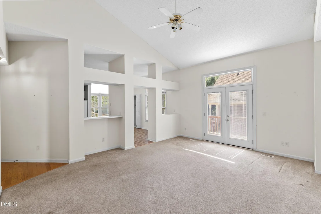 Photo of 318 Arvo Lane