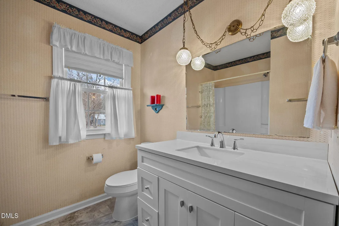 Photo of 3221 Oakridge Drive